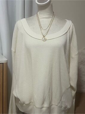 Double Zero Cream Ribbed Scoop-Neck Women's Sweater